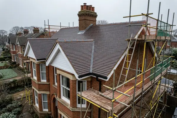 Illustration of a new roof being fitted